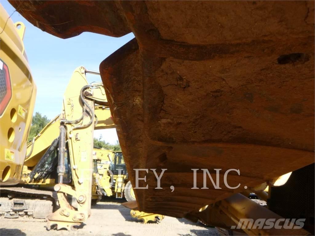 CAT D7-17 Μπουλντόζες με ερπύστριες