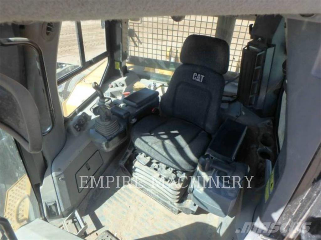 CAT D7E Μπουλντόζες με ερπύστριες