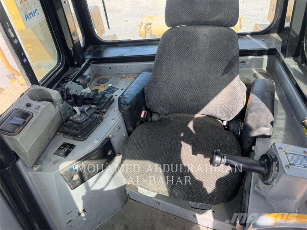 CAT D8RLRC Μπουλντόζες με ερπύστριες