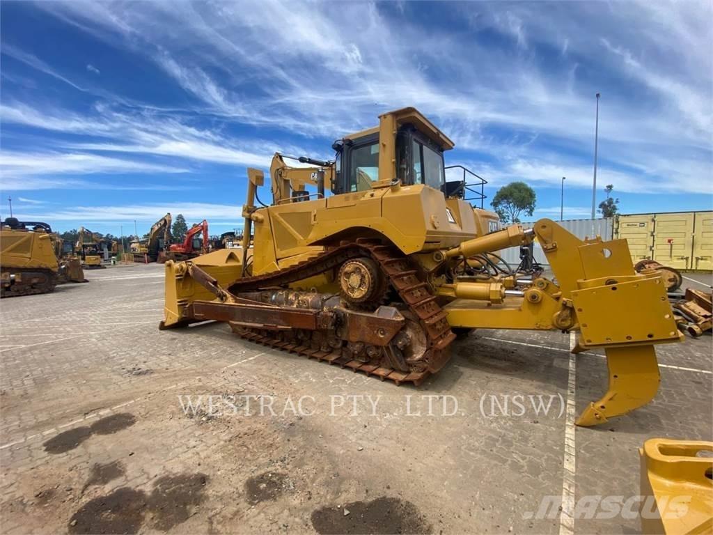 CAT D8T Μπουλντόζες με ερπύστριες