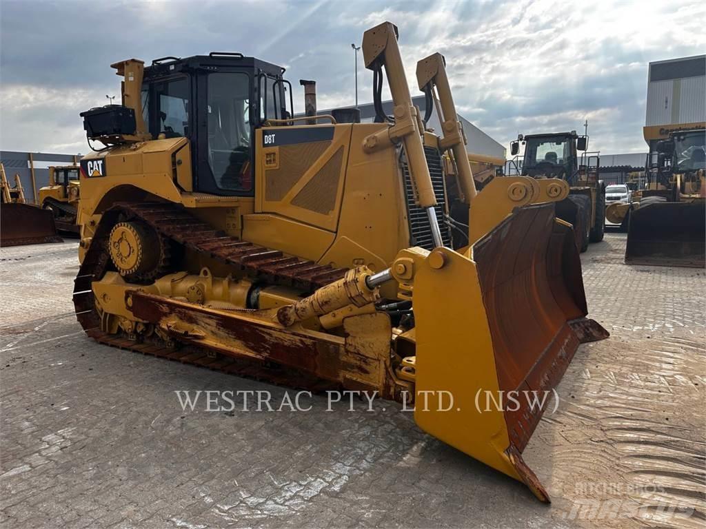 CAT D8T Μπουλντόζες με ερπύστριες
