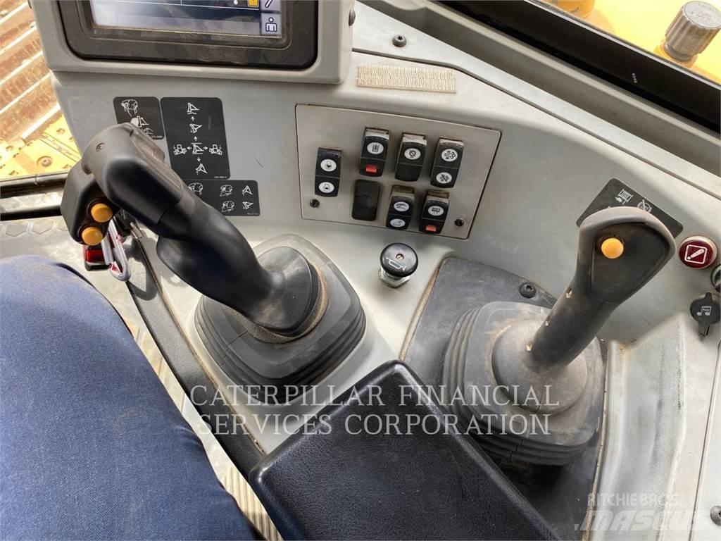 CAT D8T Μπουλντόζες με ερπύστριες