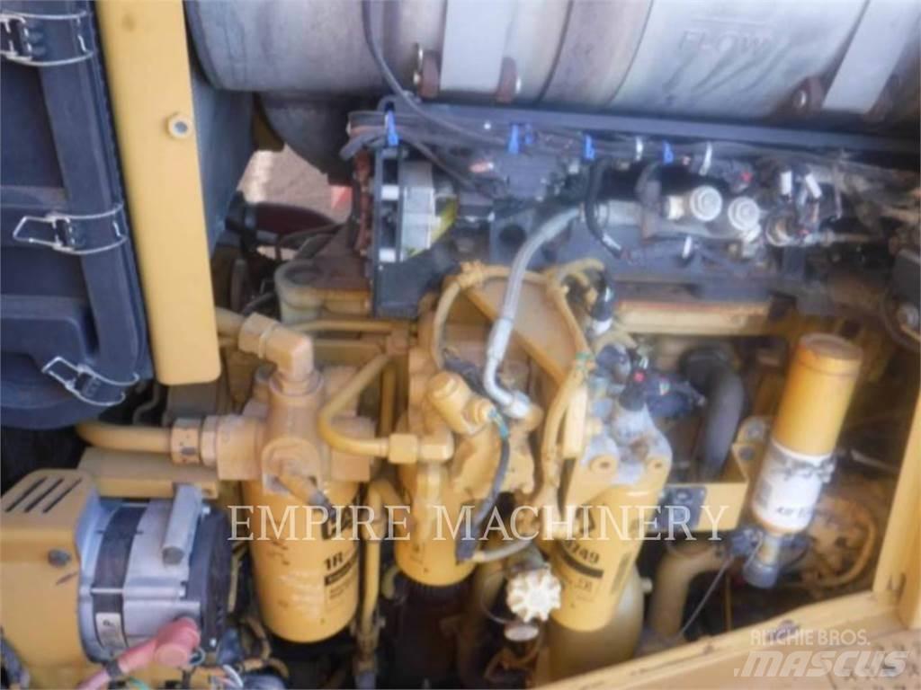CAT D8T Μπουλντόζες με ερπύστριες
