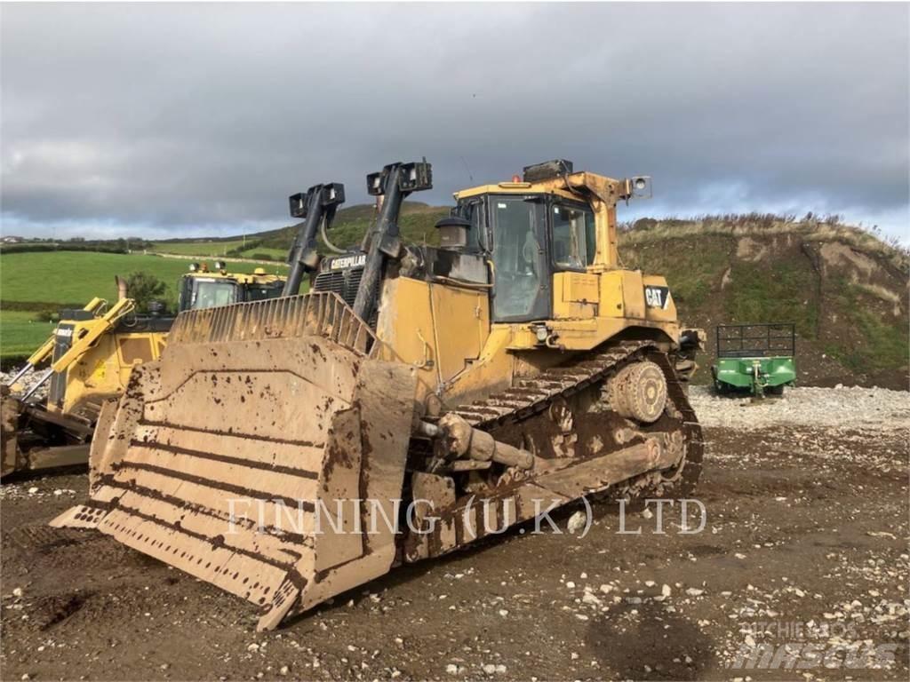 CAT D9 Μπουλντόζες με ερπύστριες