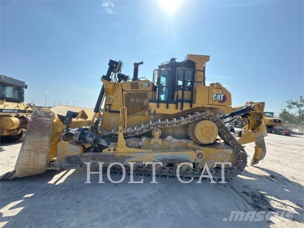 CAT D9 Μπουλντόζες με ερπύστριες