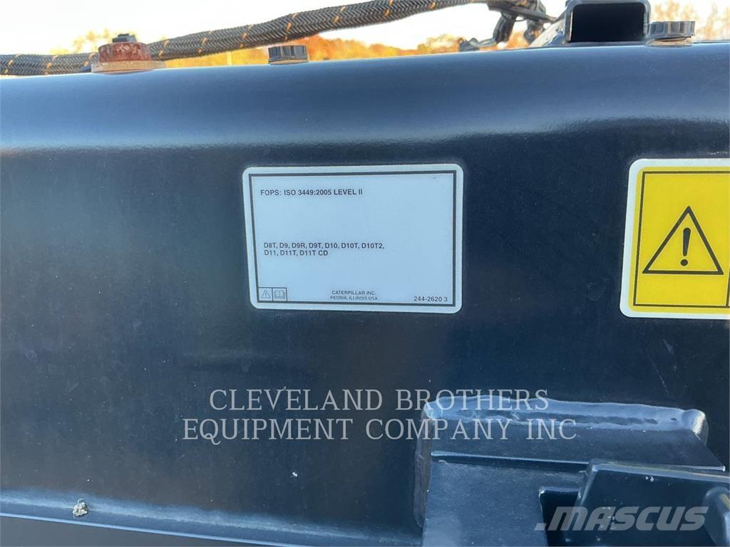 CAT D9 Μπουλντόζες με ερπύστριες