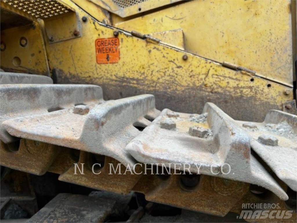 CAT D9N Μπουλντόζες με ερπύστριες