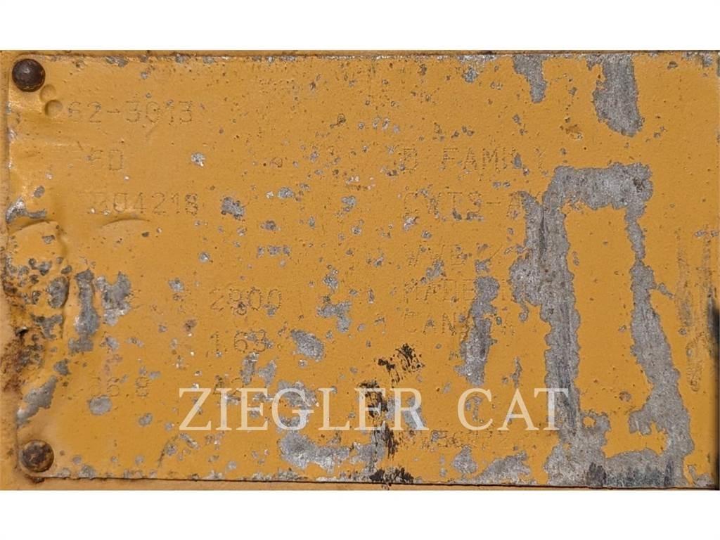 CAT DLINK42HD Κουβάδες