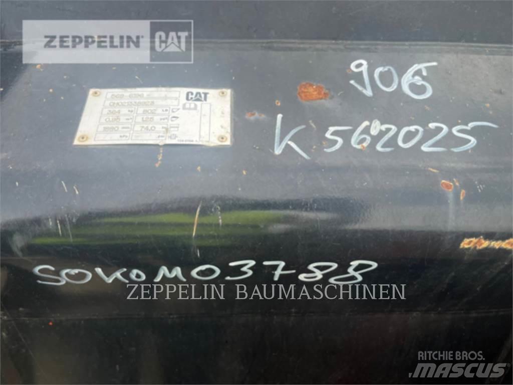 CAT ERDBAUSCHAUFEL Κουβάδες
