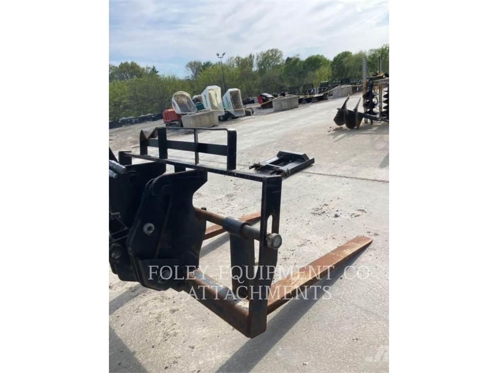 CAT FKTHT60W Τηλεσκοπικοί ανυψωτές
