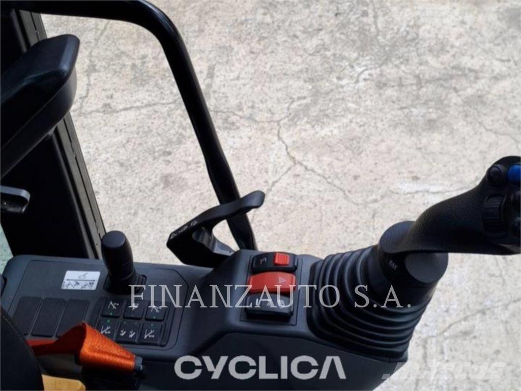 CAT M318 Εκσκαφείς με τροχούς - λάστιχα