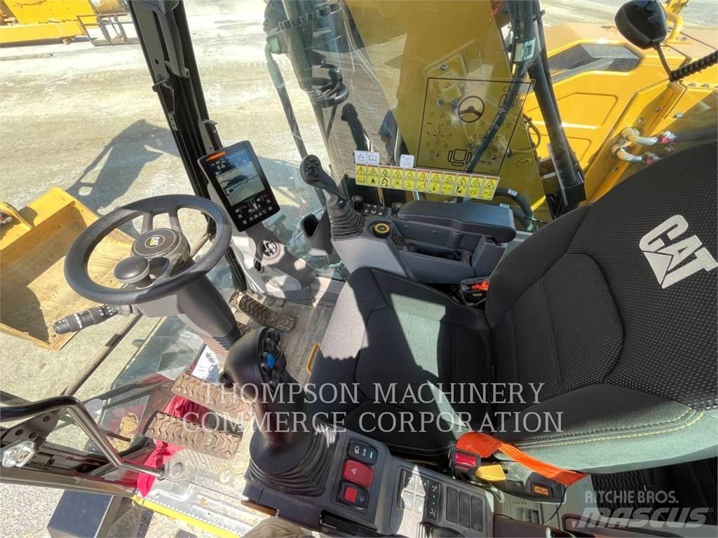 CAT M31807 Εκσκαφείς με τροχούς - λάστιχα