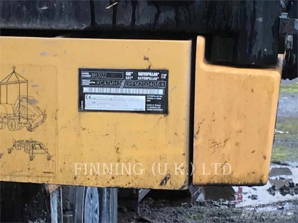 CAT MH3022 Εκσκαφείς με ερπύστριες