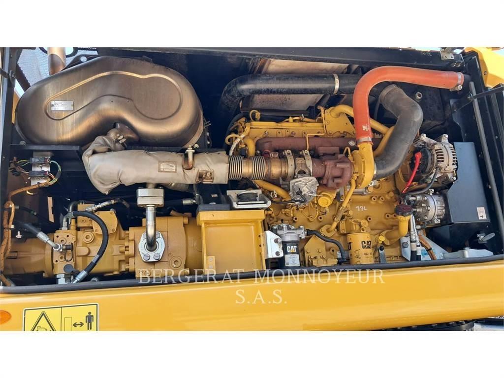 CAT MH3022-1 Εκσκαφείς με τροχούς - λάστιχα