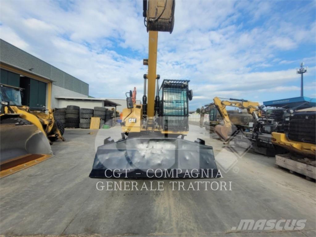 CAT MH3024 Εκσκαφείς με τροχούς - λάστιχα