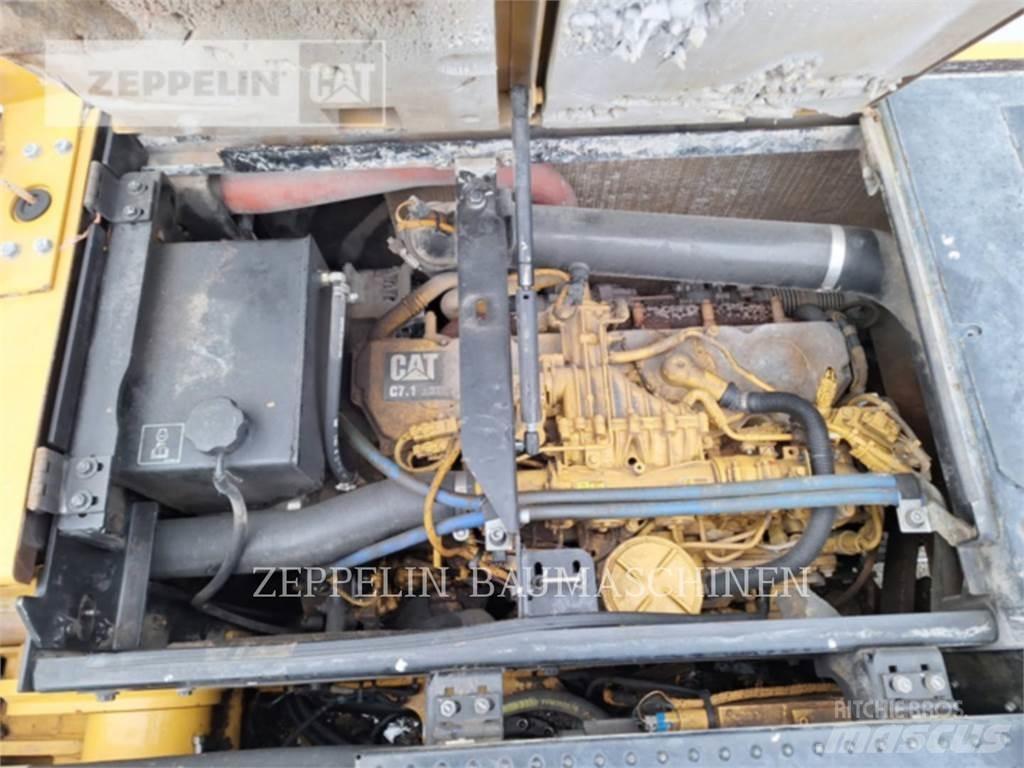 CAT MH3024-06C Εκσκαφείς κατεδαφίσεων