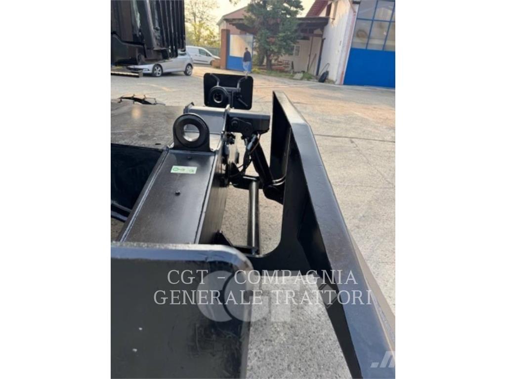 CAT MH3024NG Εκσκαφείς με τροχούς - λάστιχα