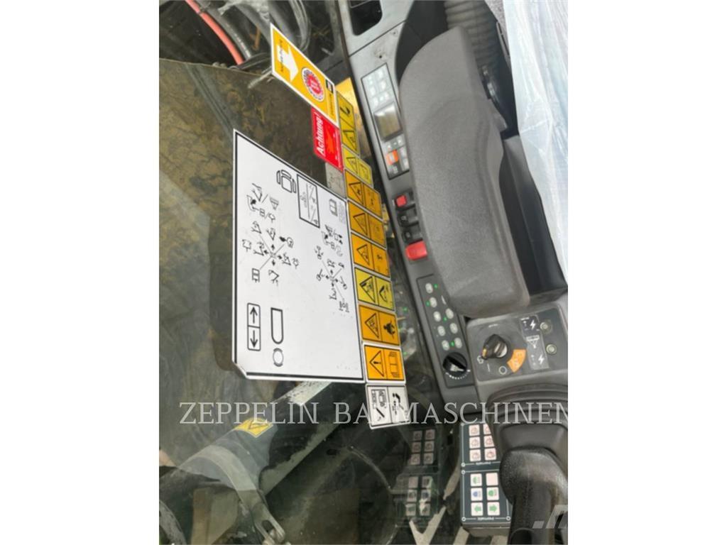 CAT MH3026-06C Εκσκαφείς κατεδαφίσεων