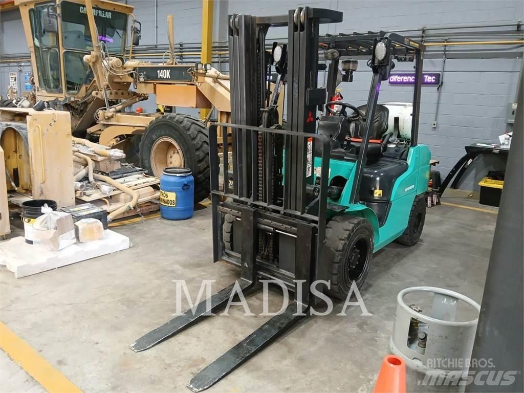 CAT MITSUBISHI FG30N-LP Περονοφόρα ανυψωτικά κλαρκ - άλλα