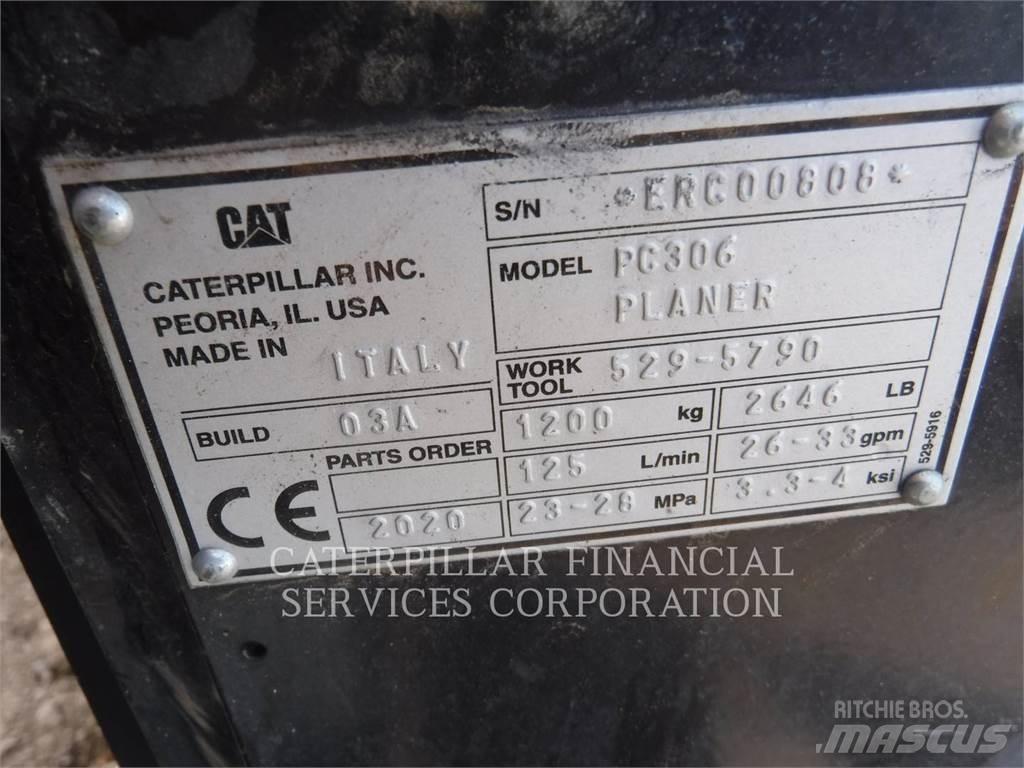 CAT PC306 Πλάνες