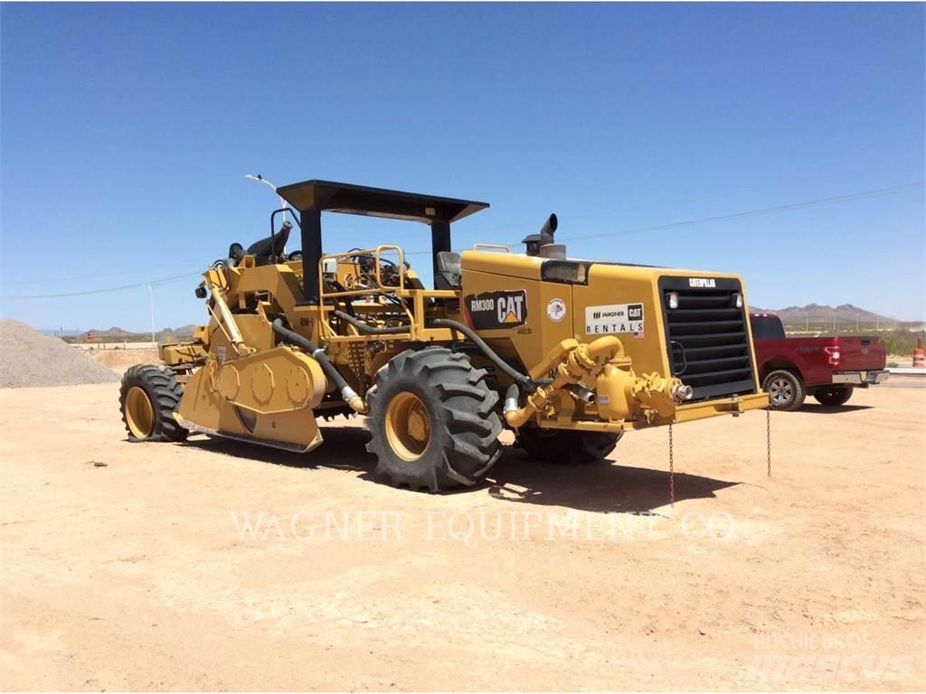 CAT RM-300 Ανακυκλωτές ασφάλτου