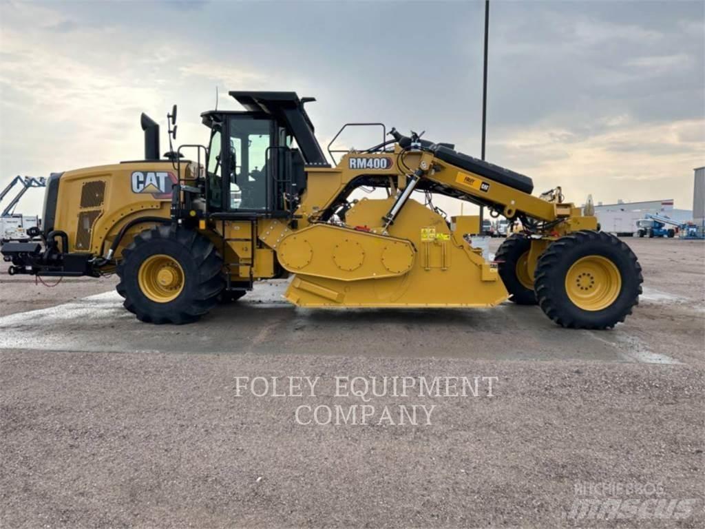 CAT RM400-01 Επίστρωση ασφάλτου