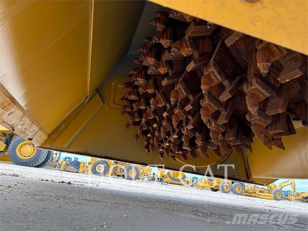 CAT RM400 CAB Ανακυκλωτές ασφάλτου