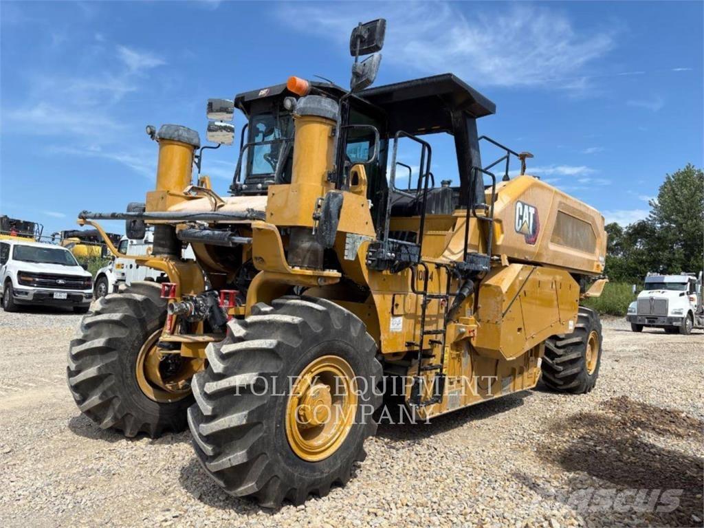 CAT RM600-01 Επίστρωση ασφάλτου