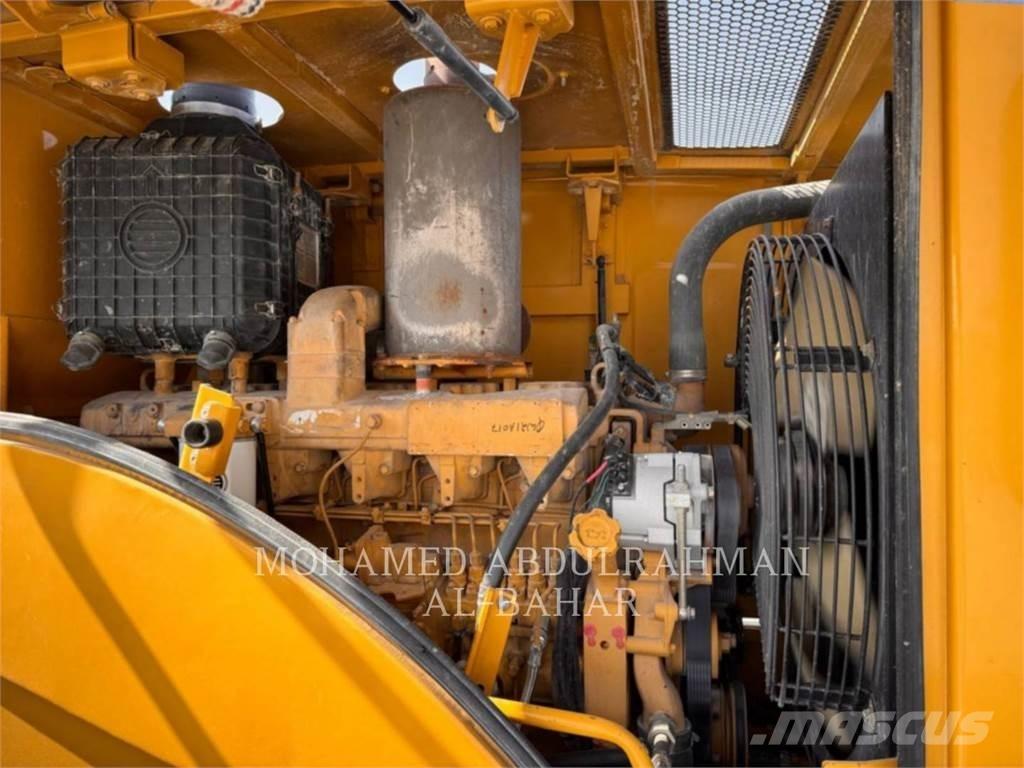 CAT SEM660D Φορτωτές με λάστιχα (Τροχοφόροι)