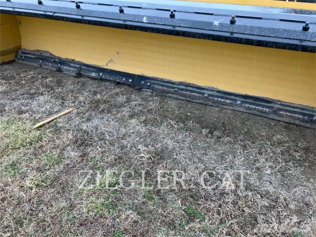 CAT STRAIT SNOW PUSHER Εκτοξευτές χιονιού