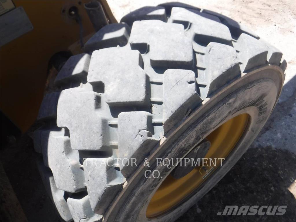 CAT TH255 Τηλεσκοπικοί ανυψωτές