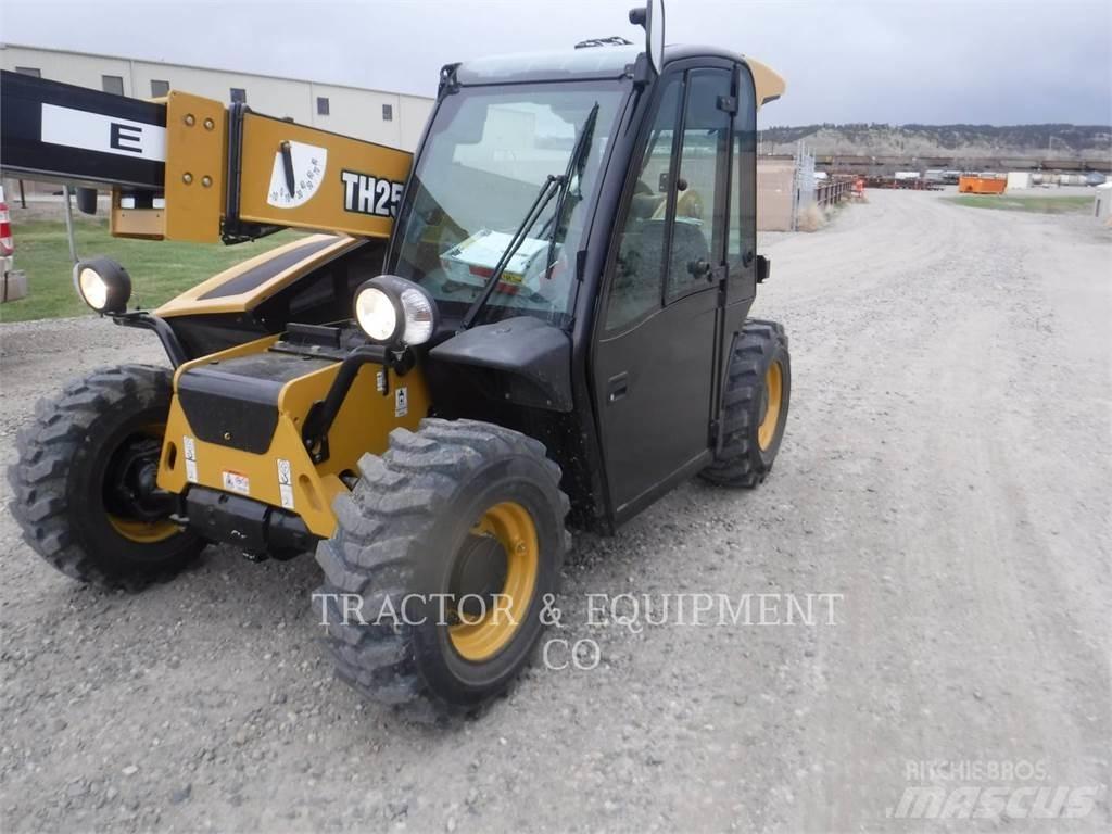 CAT TH255C Τηλεσκοπικοί ανυψωτές