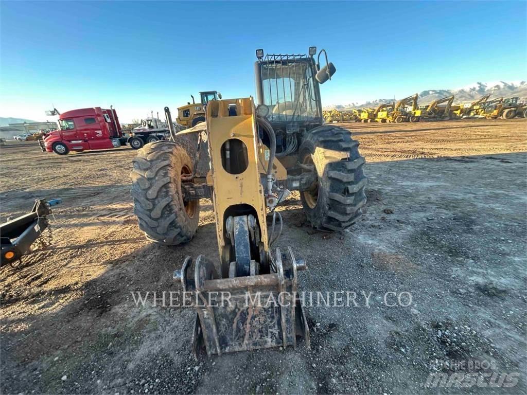 CAT TH330B Τηλεσκοπικοί ανυψωτές