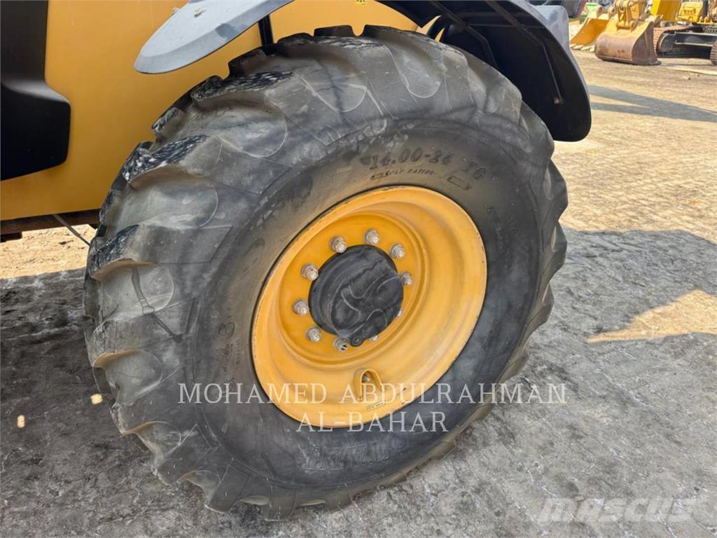 CAT TH417C Τηλεσκοπικοί ανυψωτές