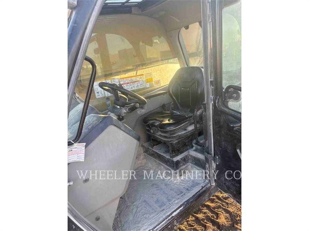 CAT TL1055-05 Τηλεσκοπικοί ανυψωτές