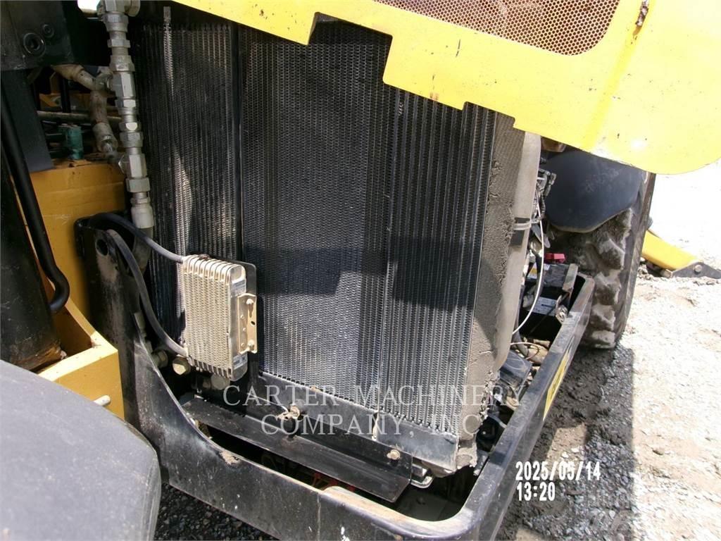 CAT TL1055C CY Τηλεσκοπικοί ανυψωτές