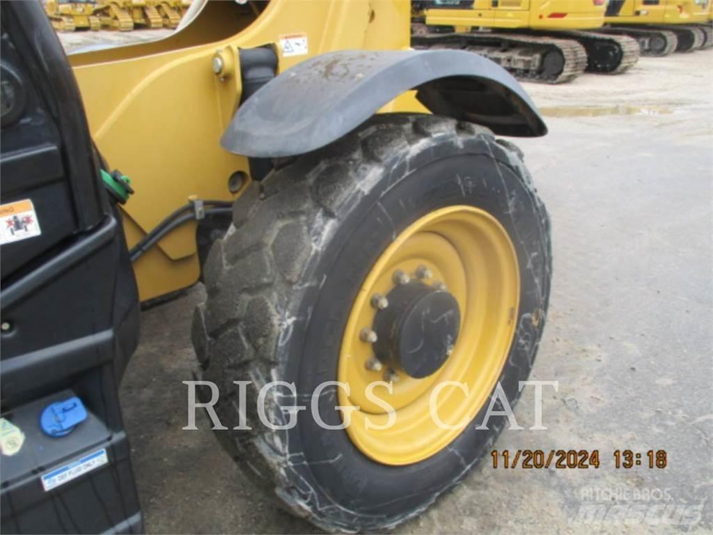 CAT TL1055D Τηλεσκοπικοί ανυψωτές