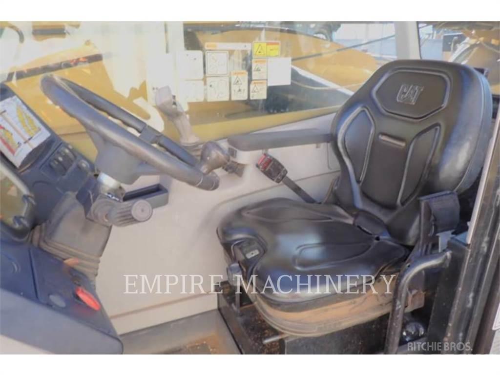 CAT TL1055D Τηλεσκοπικοί ανυψωτές