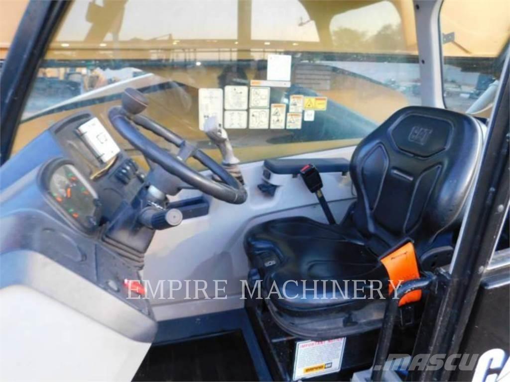 CAT TL1055D Τηλεσκοπικοί ανυψωτές