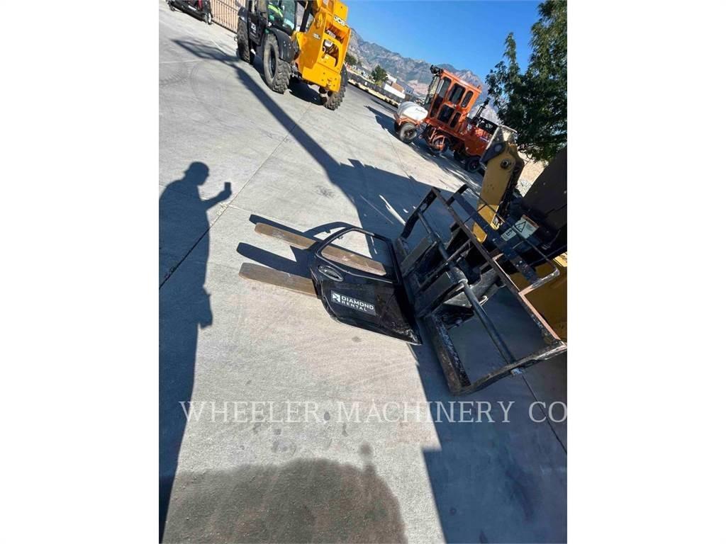 CAT TL1055D CB Τηλεσκοπικοί ανυψωτές