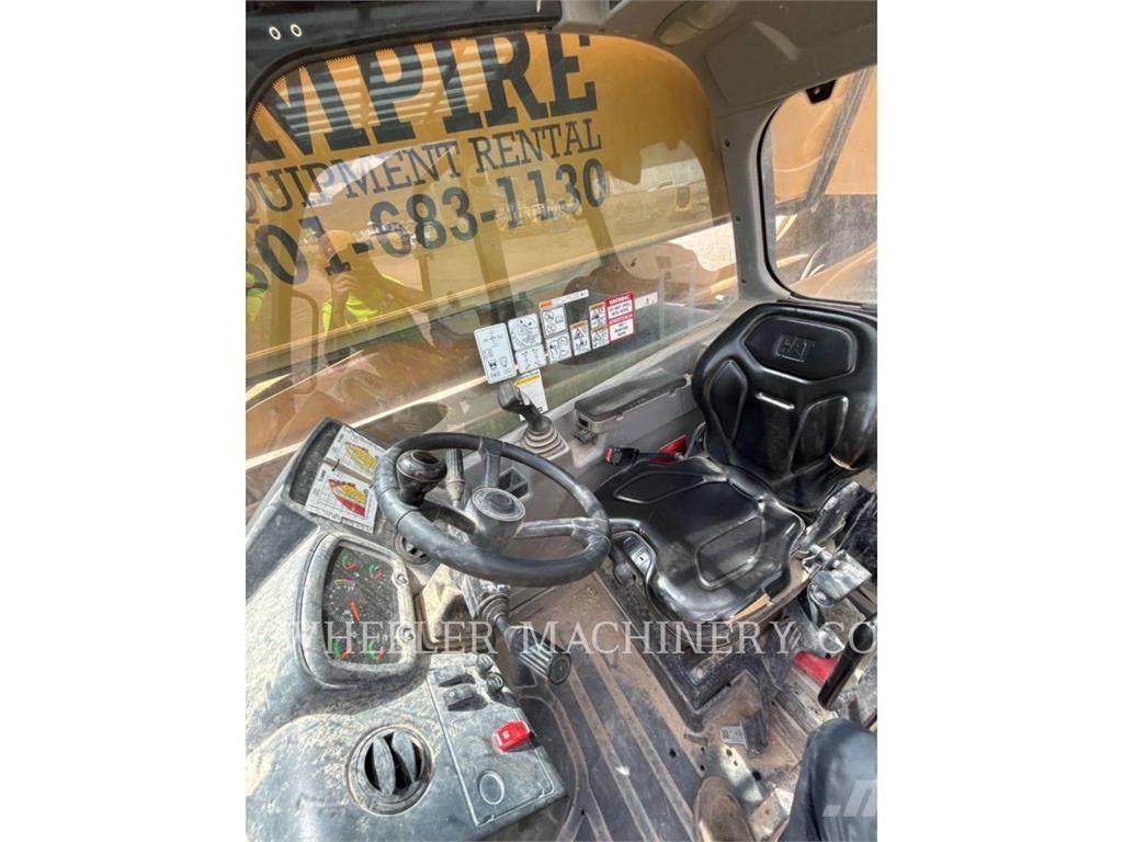 CAT TL1055D CB Τηλεσκοπικοί ανυψωτές