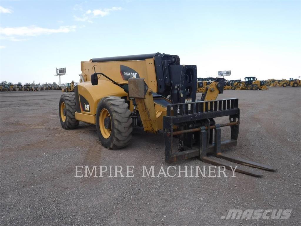 CAT TL1255D Τηλεσκοπικοί ανυψωτές