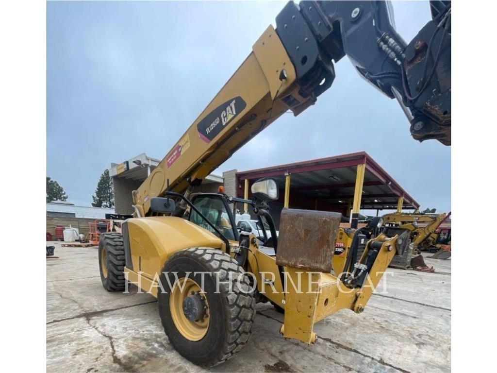 CAT TL1255D Τηλεσκοπικοί ανυψωτές