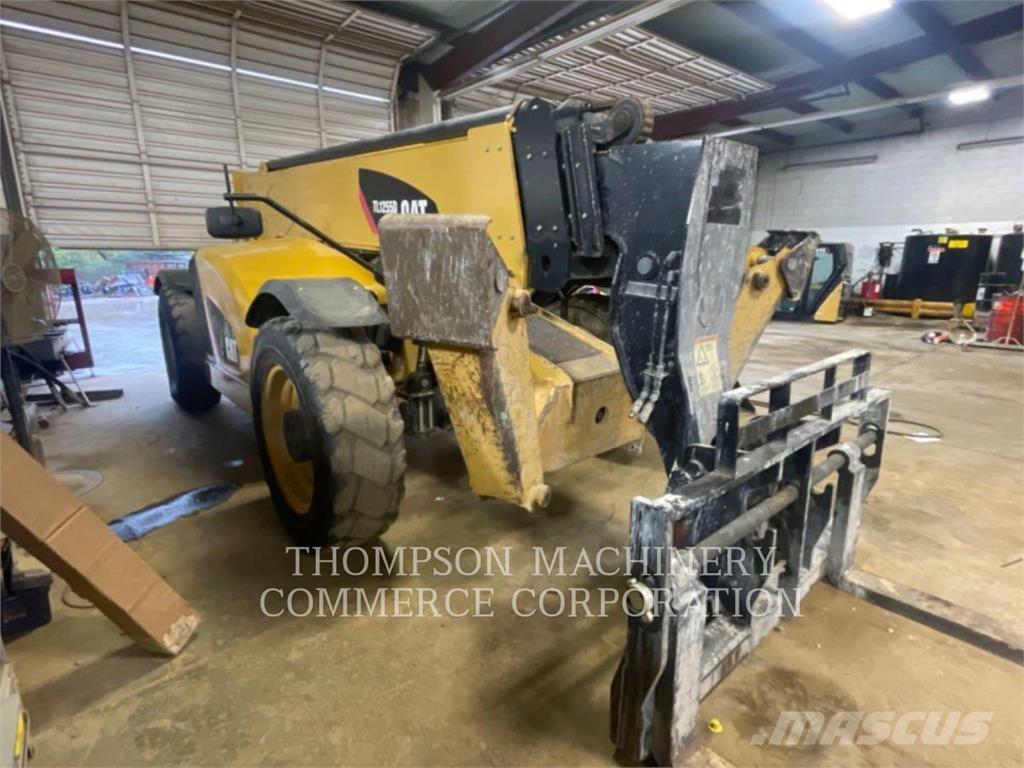 CAT TL1255D Τηλεσκοπικοί ανυψωτές