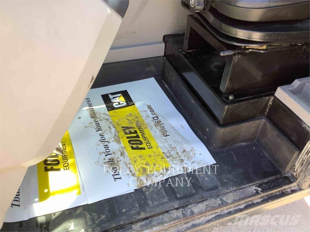 CAT TL1255DC Τηλεσκοπικοί ανυψωτές
