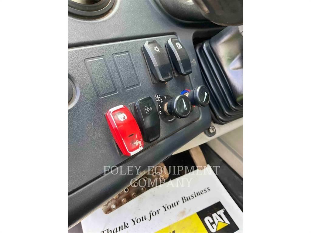 CAT TL1255DC Τηλεσκοπικοί ανυψωτές