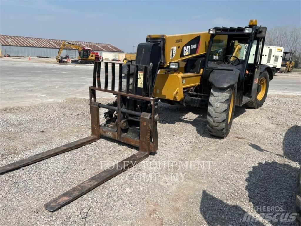 CAT TL642CO Τηλεσκοπικοί ανυψωτές