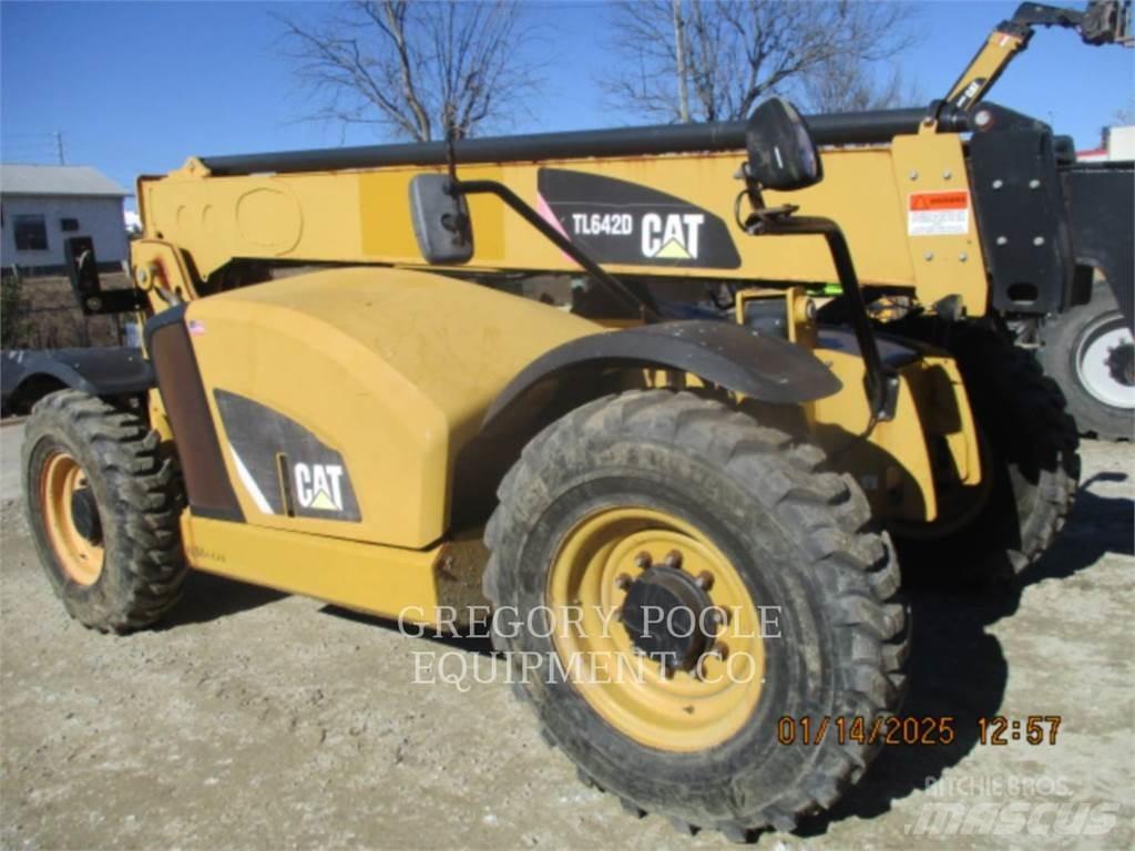 CAT TL642D Τηλεσκοπικοί ανυψωτές