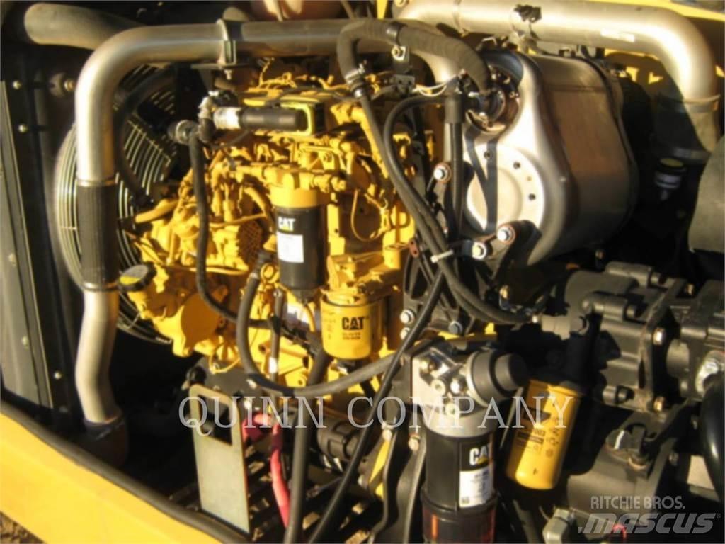 CAT TL642D Τηλεσκοπικοί ανυψωτές
