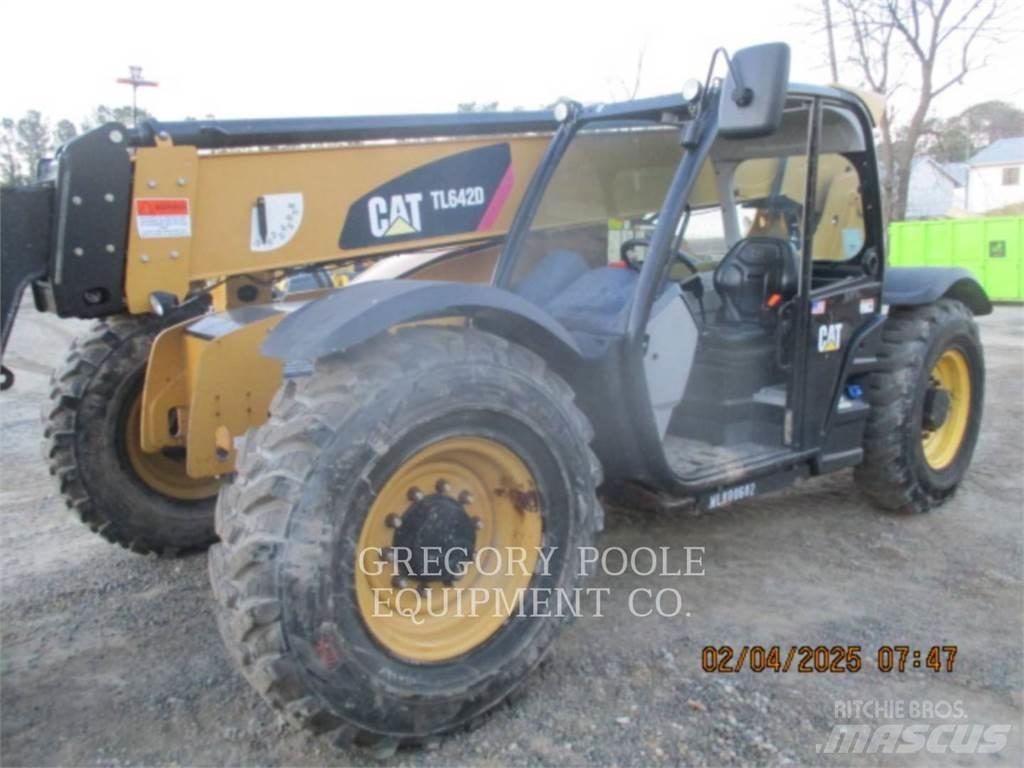 CAT TL642D Τηλεσκοπικοί ανυψωτές